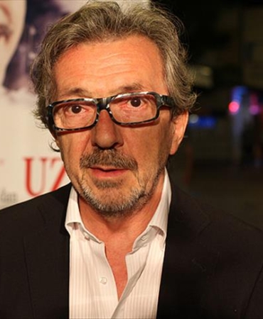 Ünlü yönetmen Osman Sınav hayatını kaybetti