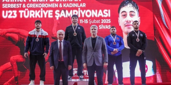 Sinoplu Güreşçiler Türkiye Şampiyonası’nda gururlandırdı