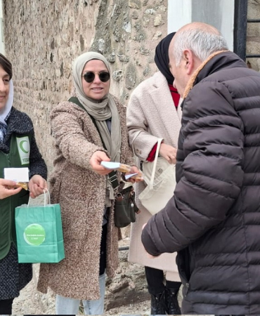 YEŞİLAY’dan anlamlı ikram
