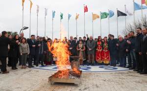 Sinop’ta Nevruz ateşi yandı
