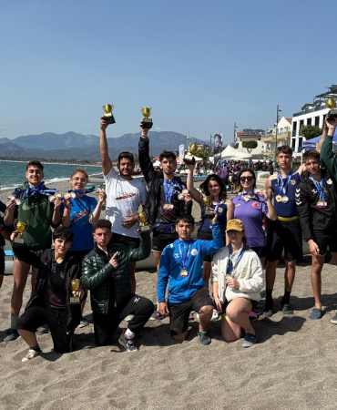 Genç kürekçiler Sinop’a birincilikle döndü