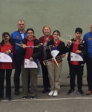 THK Sinop'tan genç uçak tasarımcılarına sertifika