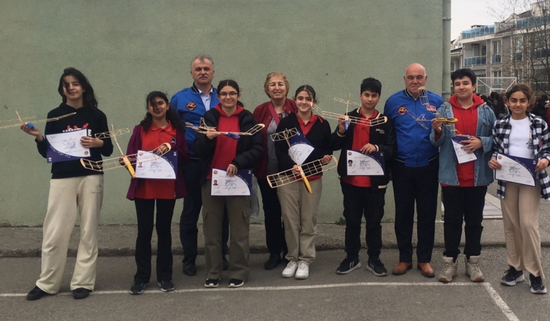 THK Sinop’tan genç uçak tasarımcılarına sertifika