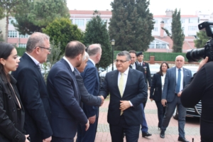 Sinop protokolü, bayramlaşma programında buluştu
