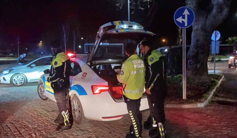 Sinop’ta alkollü sürücünün ehliyetine el konuldu