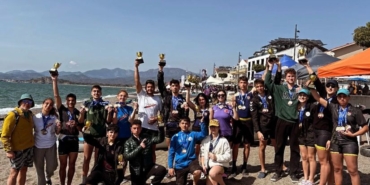 Sinoplu sporcular kupalarla döndü