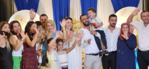 Şen ailesinin mutlu günü