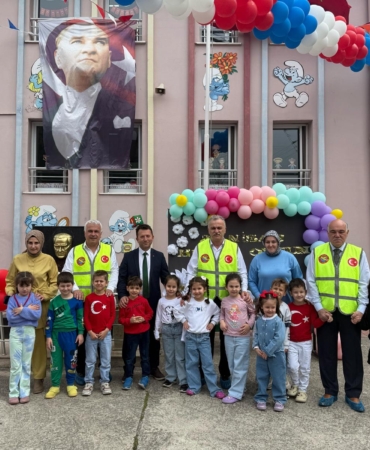 THK SİNOP ŞUBE YÖNETİMİ 23 NİSAN BAYRAM COŞKULARINA EŞLİK ETTİLER