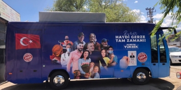Hüseyin Yüksek, seçim için hazırlanan otobüsüyle sahaya iniyor!