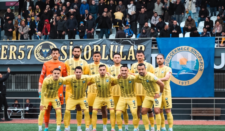 Küçükçekmece Sinop Spor gol yağdırdı