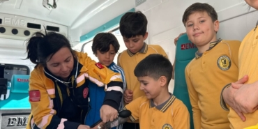 Sinop’ta ilkokul öğrencilerine acil sağlık hizmetleri tanıtıldı