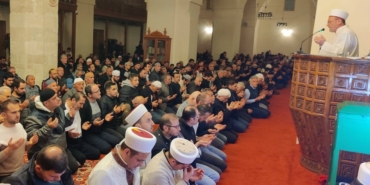 Sinoplular Kadir Gecesi’nde camileri doldurdu