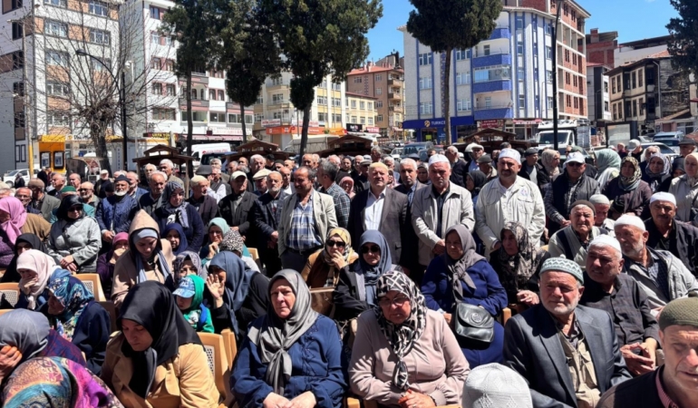 49 hacı adayı kutsal topraklara uğurlandı