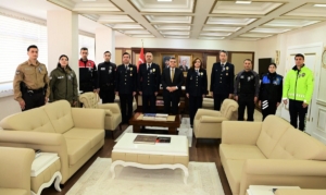 Polis Teşkilatından Vali Özarslan’a ziyaret