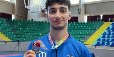 Sinoplu sporcu Taekwondo Şampiyonası’nda ikinci oldu