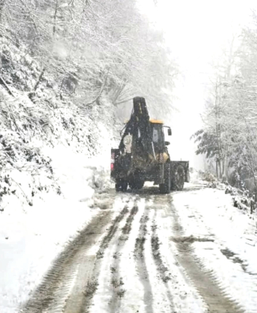 Sinop'un yüksek kesimleri kara teslim oldu
