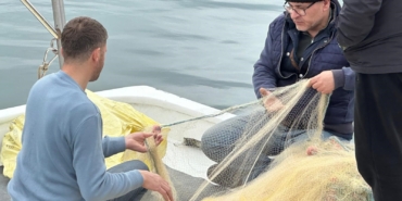 Sinop'ta balıkçılar sezonu mutlu kapatıyor