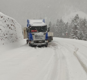 Sinop’ta kar, Nisan ayında şaşırttı