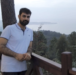 Akıma kapılan görevli hayatını kaybetti