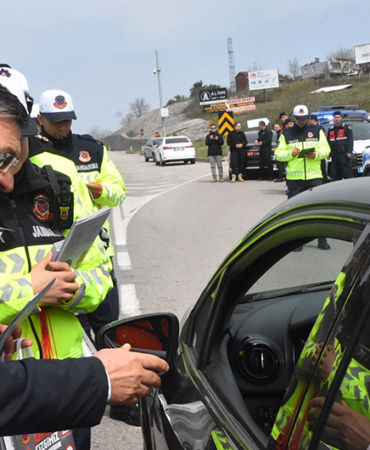 SİNOP’TA BAYRAM ÖNCESİ TRAFİK DENETİMİ