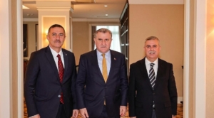 Sinop’a yeni halı saha kazandırılıyor