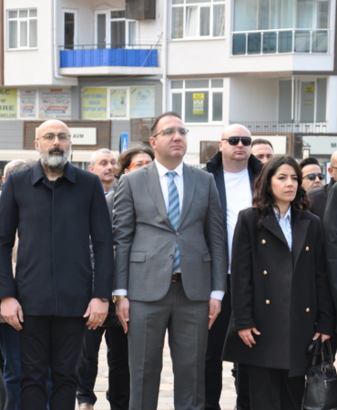 Sinop’ta Turizm Haftası çelenk sunma ile başladı