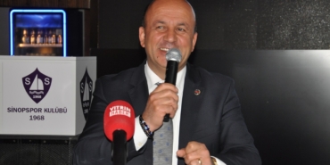 Başkan Gürbüz’den Sinop’a halı saha müjdesi