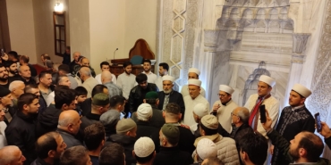 KADİR GECESİ'NDE SİNOPLULAR CAMİLERİ DOLDURDU