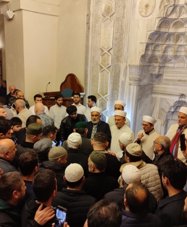 KADİR GECESİ'NDE SİNOPLULAR CAMİLERİ DOLDURDU