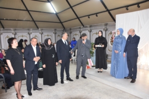 ÖZMEN AİLESİNİN MUTLU GÜNÜ