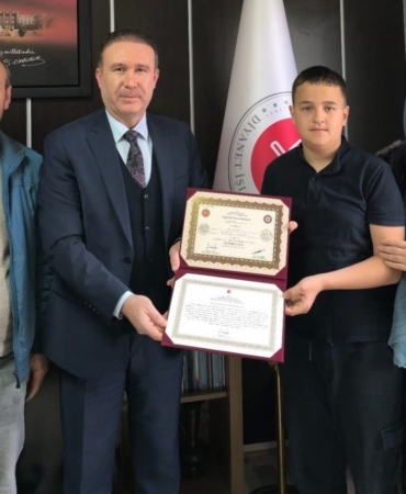 Gerze'de yeni hafızlar belgelerini aldı