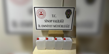 SİNOP'TA 20 LİTRE ETİL ALKOL ELE GEÇİRİLDİ
