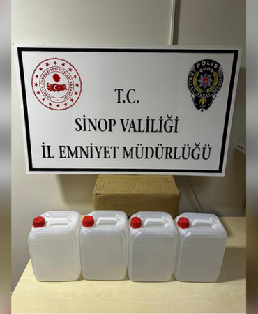 SİNOP'TA 20 LİTRE ETİL ALKOL ELE GEÇİRİLDİ