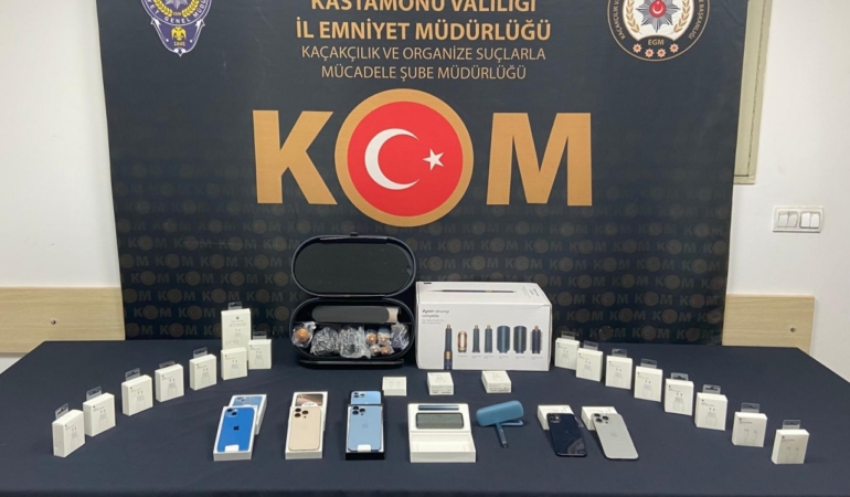 Kastamonu’da kaçak cep telefonu yakalandı