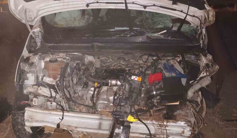 Kontrolden çıkan otomobil takla attı