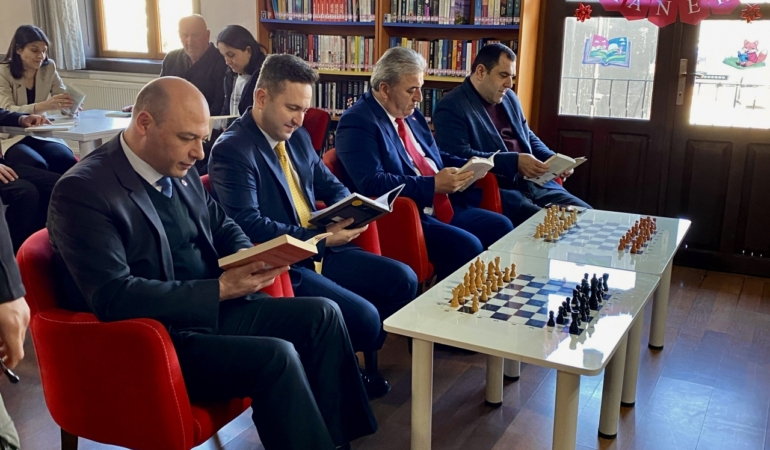 Kütüphaneler Haftası'nda kitap okuma etkinliği yapıldı