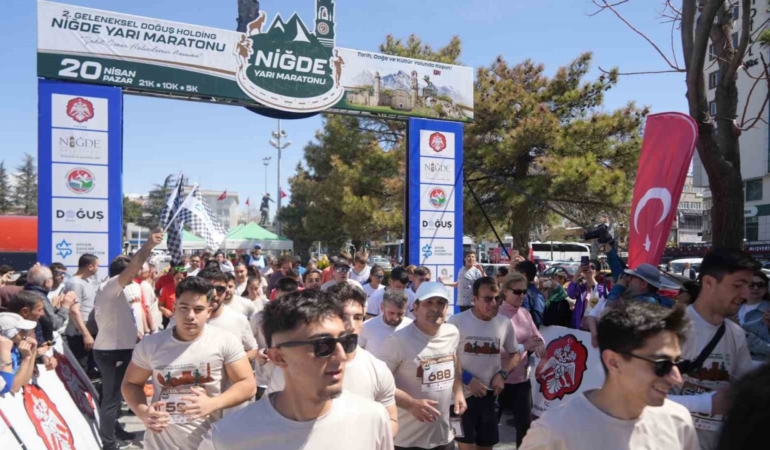 Niğde’de Yarı Maratonu tamamlandı