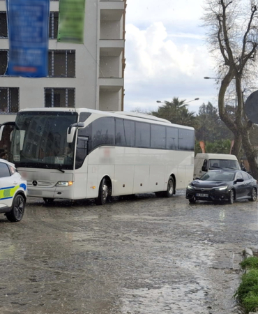 Sinop’ta şehir merkezine inen tur otobüsüne ceza uygulandı