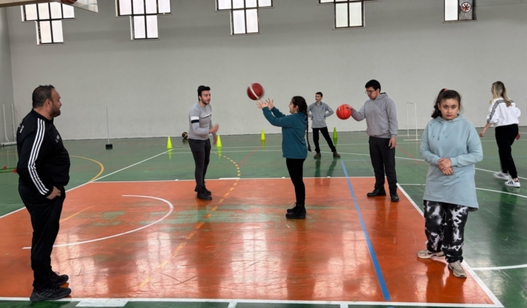 Özel bireyler “Mutlu Çarşamba” etkinliğinde buluştu