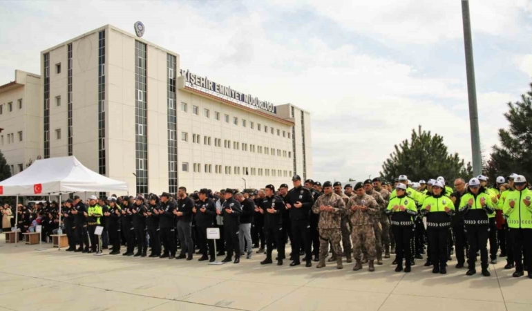 Polis memuru son yolculuğuna uğurlandı