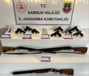 ruhsatsiz-silah-tasiyan-sahislar-gozaltinda