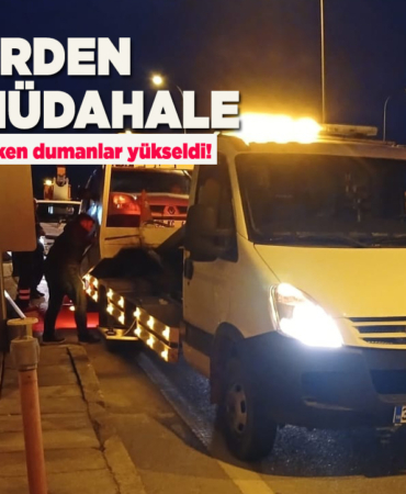 Sinop'ta seyir halindeki araçtan dumanlar yükseldi