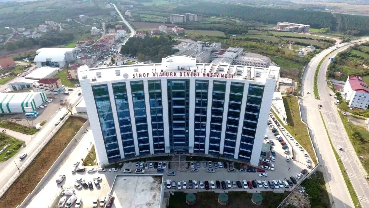 Sinop'ta Bıçaklı Kavga: 2 Yaralı