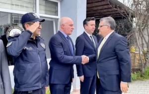 Sinop Valisi Özarslan’dan polis ve jandarmaya bayram ziyareti