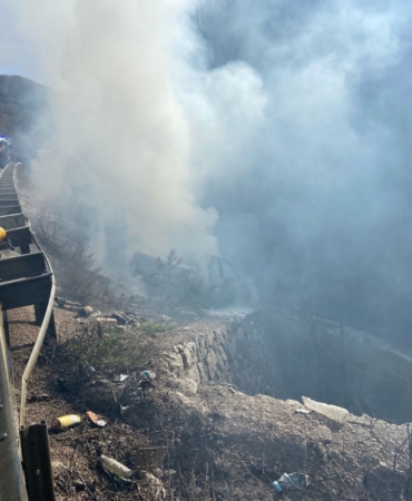 Sinop'ta bariyere çarpan otomobildeki 4 kişi yaralandı