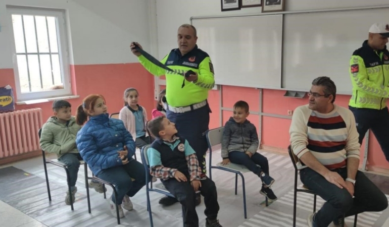 Sinop’ta geleceğin trafik dedektifleri yetişiyor