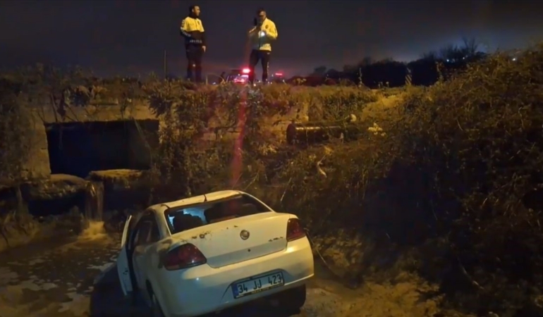 Sinop’ta otomobil kanala uçtu: 4 yaralı