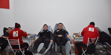 Sinop’ta polis memurlarından kan bağışı