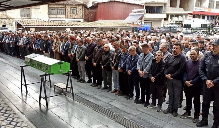 Sinop'ta vefat eden Kıbrıs gazisi toprağa verildi
