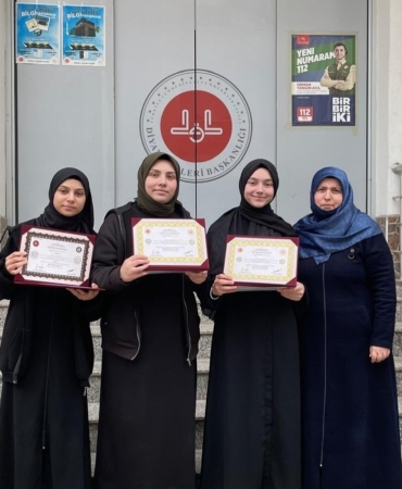 Suffe Kur’an Kursu ilk hafızlarını mezun etti